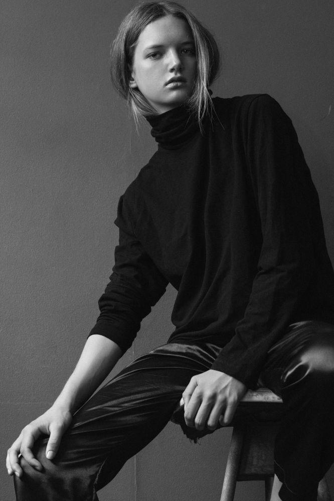 Florence Macintyre | IMG Models