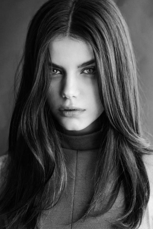 Sonia | IMG Models