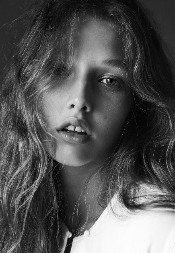 Bella Brown | IMG Models